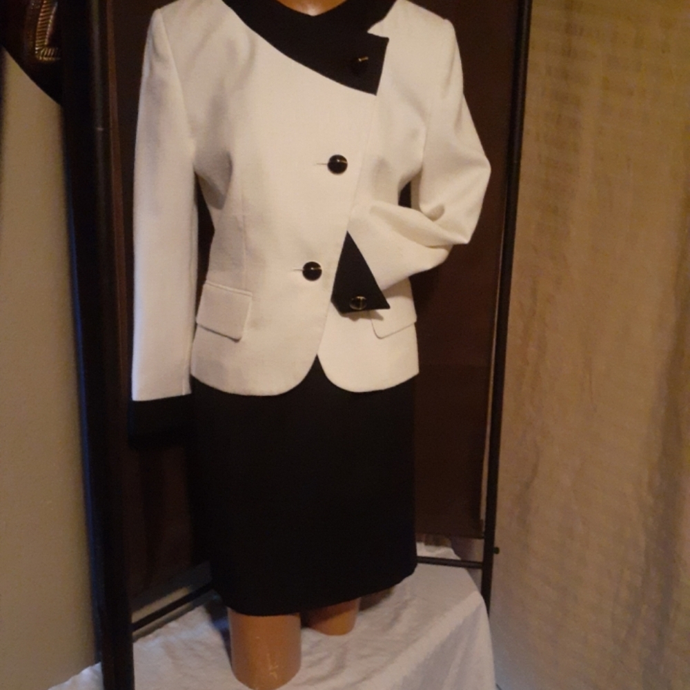Business suit by Amanda Smith Petites